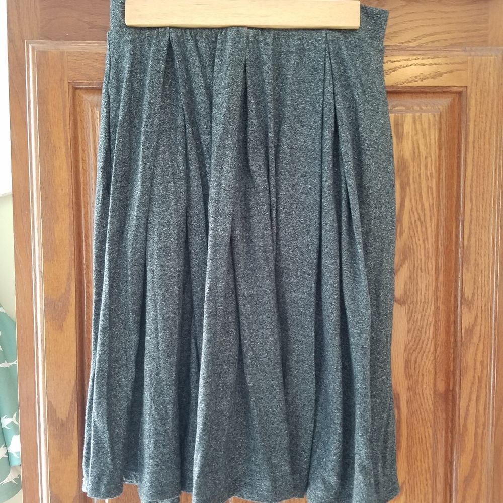 LulaRoe charcoal gray Madison skirt with pockets!